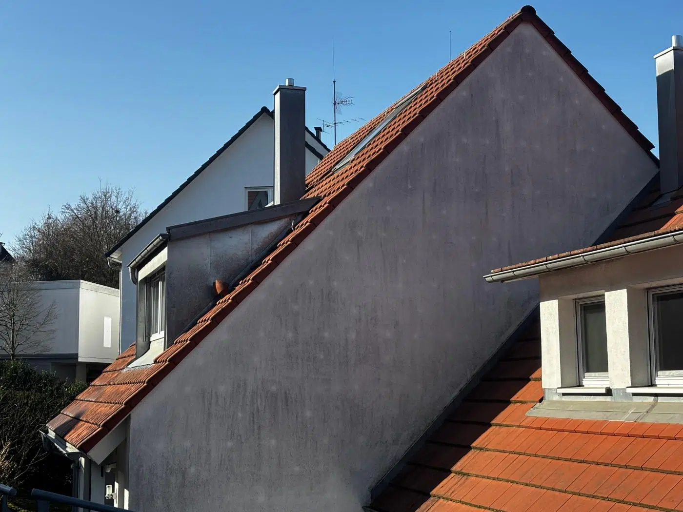 Hausfassade vor der Fassadenreinigung in Stuttgart