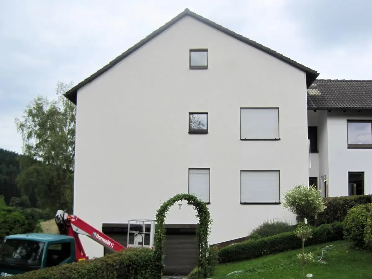 Einfamilienhaus nach der Fassadenreinigung