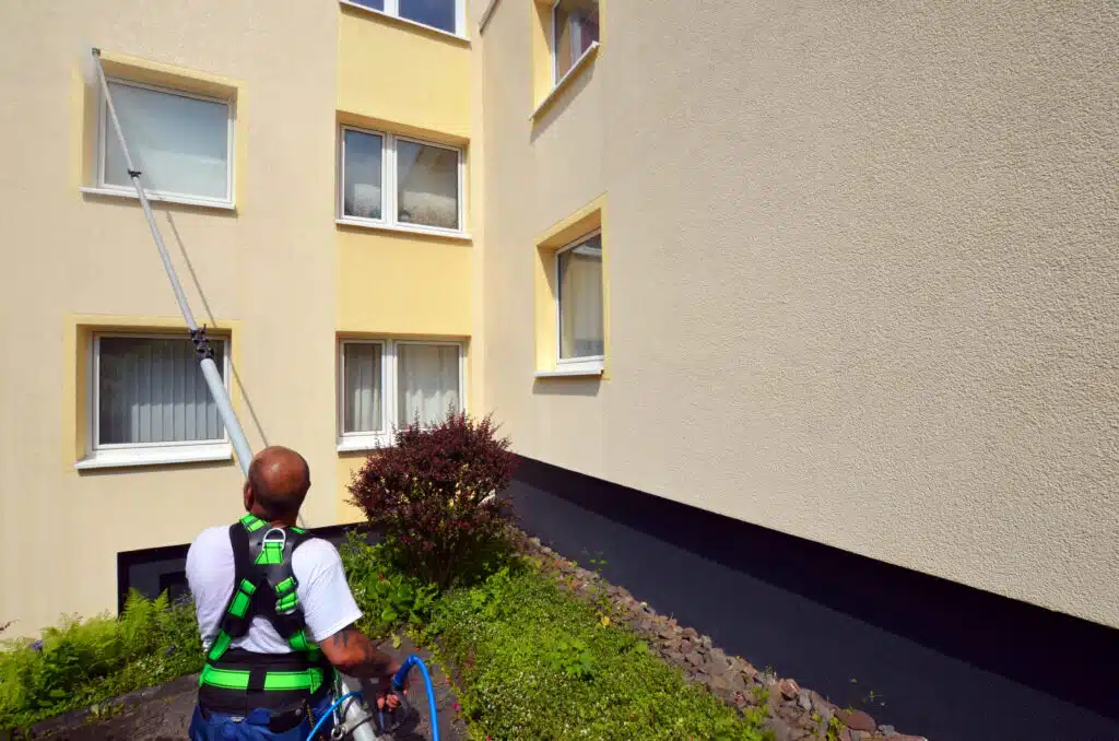 Hausfassade nach der Fassadenreinigung