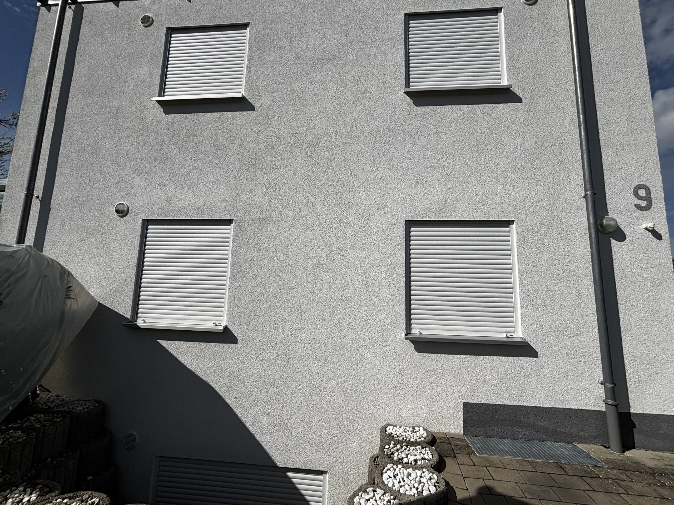 Hausfassade nach der Fassadenreinigung